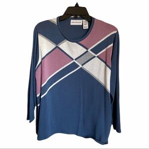 Alfred Dunner Geometrical design Sweater. Size Large